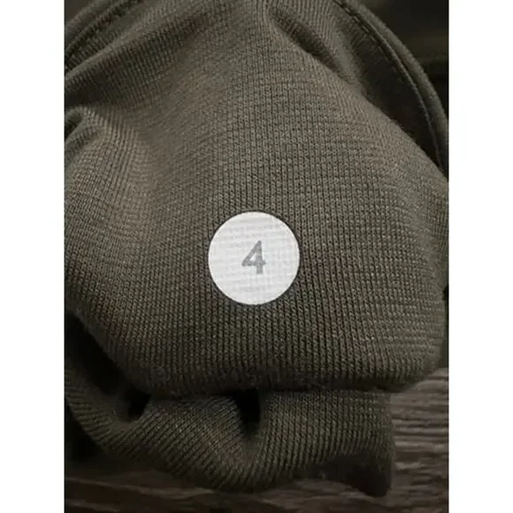 Lululemon Gather And Crow Crop Size 4 Green - Picture 6 of 8